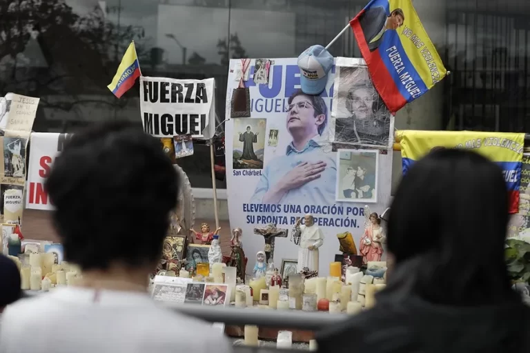Fallece el precandidato presidencial colombiano Miguel Uribe Turbay tras ser atacado en junio