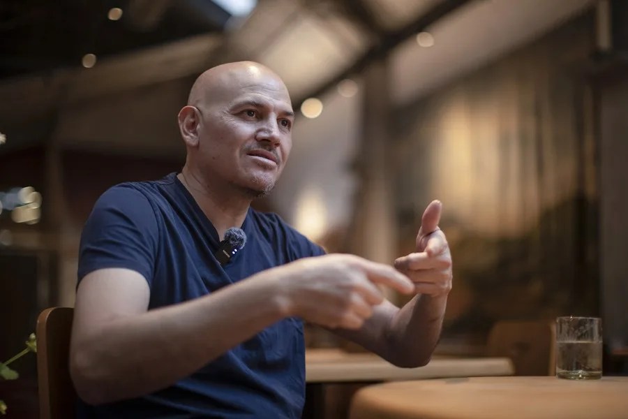 El chef mexicano Lalo Garc&iacute;a, de migrante dos veces deportado a ganar una estrella Michelin
