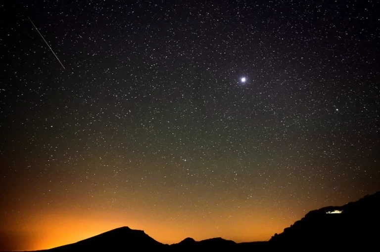 El observatorio de Calar Alto captura dos meteoros en el cielo del sur de España por primera vez