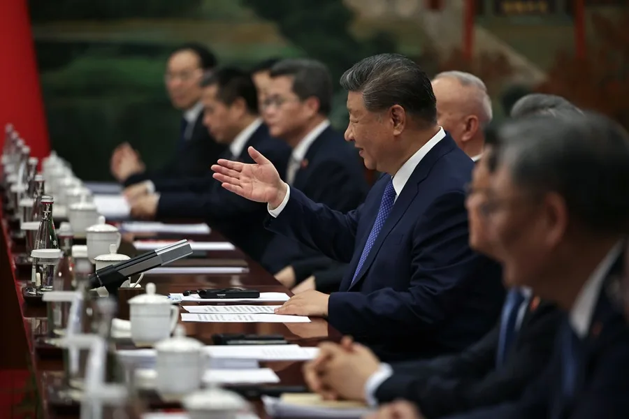 Xi Jinping destaca a Modi la importancia de que China e India sean "amigos y buenos vecinos