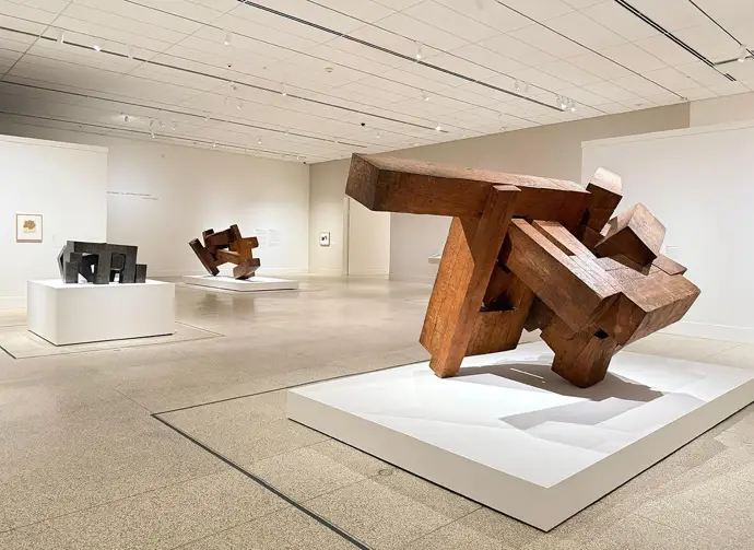 El Museo de Arte de San Diego alberga la mayor exposición de Chillida en 50 años en EE.UU.