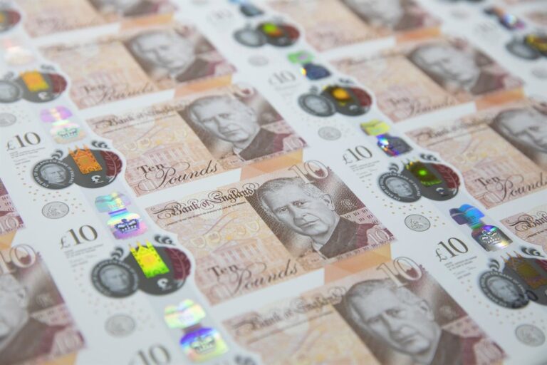 El Banco de Inglaterra reduce los tipos de interés al 4%, el nivel más bajo desde 2023