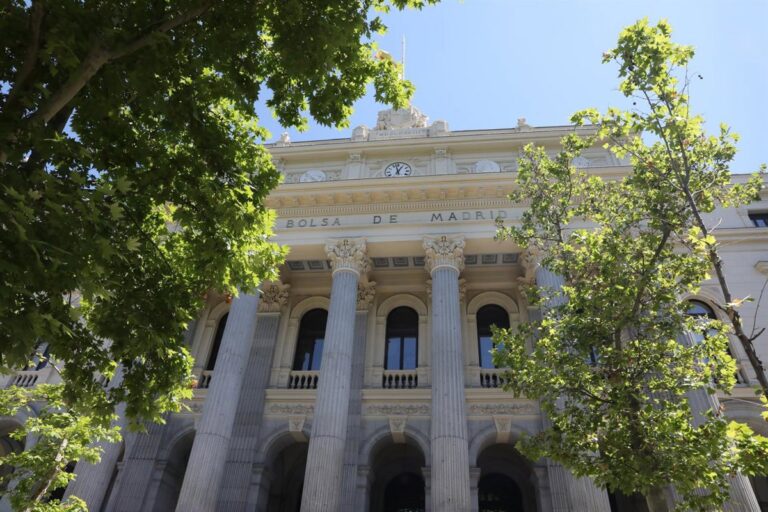 El Ibex 35 sube un 5% esta semana, alcanzando nuevos máximos desde 2008 por encima de 14.800 puntos