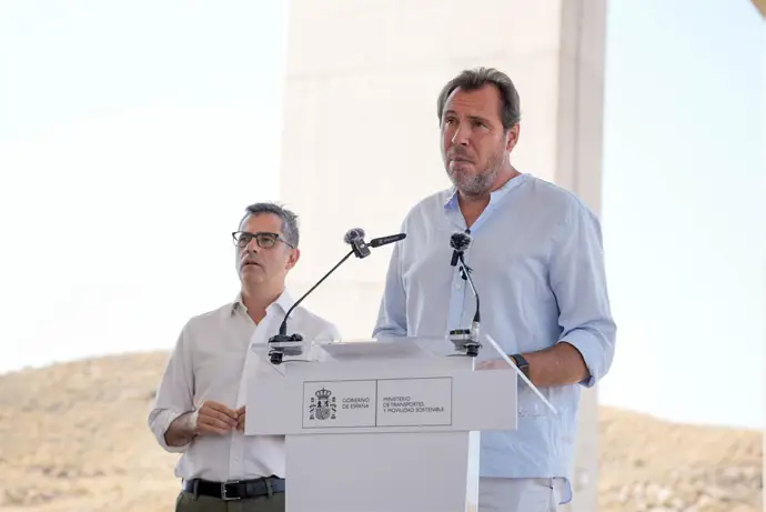 Puente rechaza haber bromeado sobre los incendios: "Quien se ríe es quien sigue de vacaciones