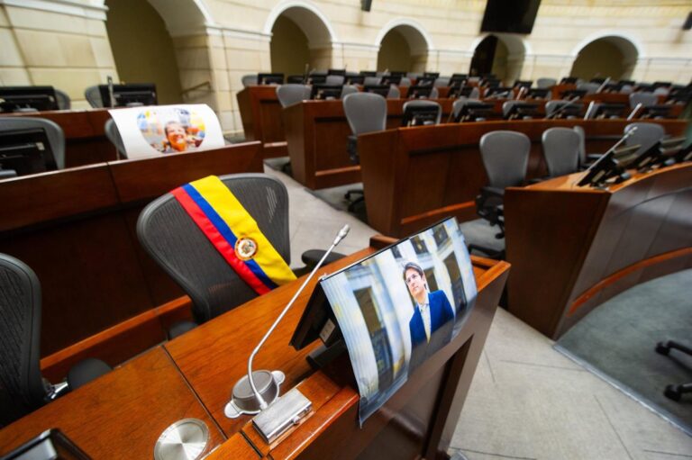 Cuatro personas son acusadas de homicidio agravado en el caso del asesinato del senador Uribe
