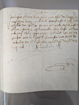 Manuscrito firmado por Hern&aacute;n Cort&eacute;s en el siglo XVI y devuelto por el FBI al Gobierno de M&eacute;xico