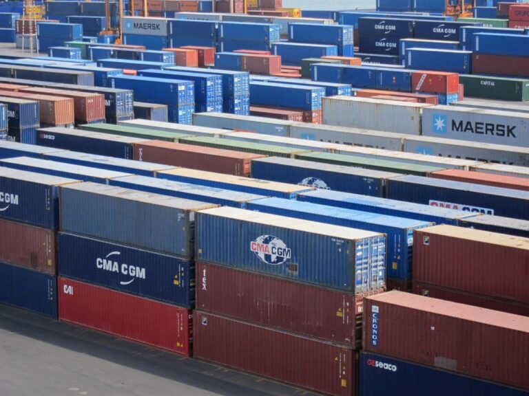 El déficit comercial aumenta un 58,7% hasta junio, mientras las exportaciones alcanzan cifras