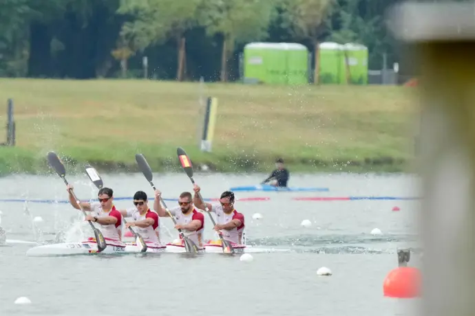 España clasifica tres embarcaciones para la final del Campeonato del Mundo de piragüismo en