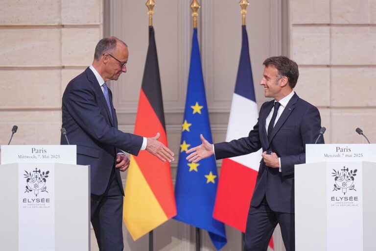 Francia y Alemania muestran señales de leve recuperación en agosto, según el PMI