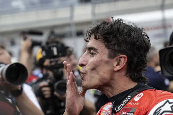 Marc Márquez conquista Hungría con su séptimo doblete consecutivo en la competición
