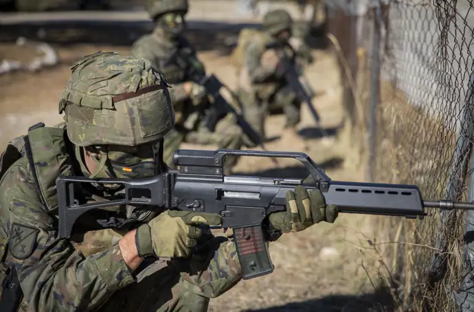 España no retoma el servicio militar ante la amenaza rusa, a diferencia de Alemania