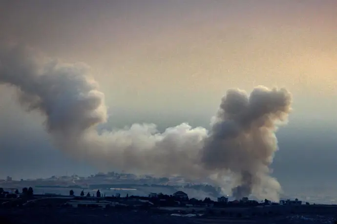 Israel ataca varias instalaciones de Hezbolá en el sur de Líbano