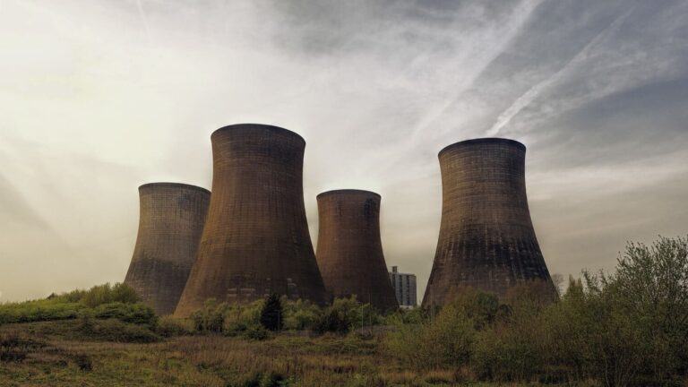 El MITECO niega la posibilidad de negociar la extensión de la vida útil de las centrales nucleares