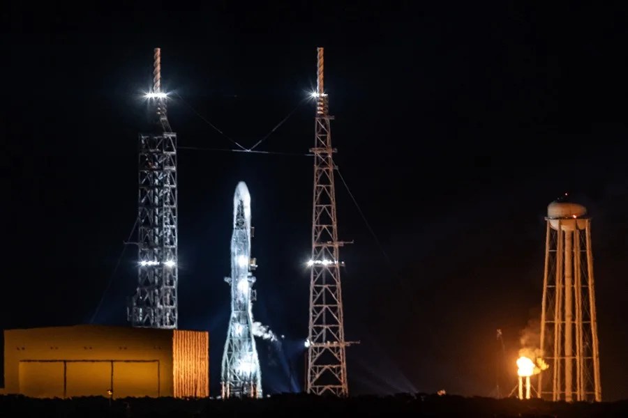La NASA confía en Blue Origin para la misión de un rover en el Polo Sur de la Luna