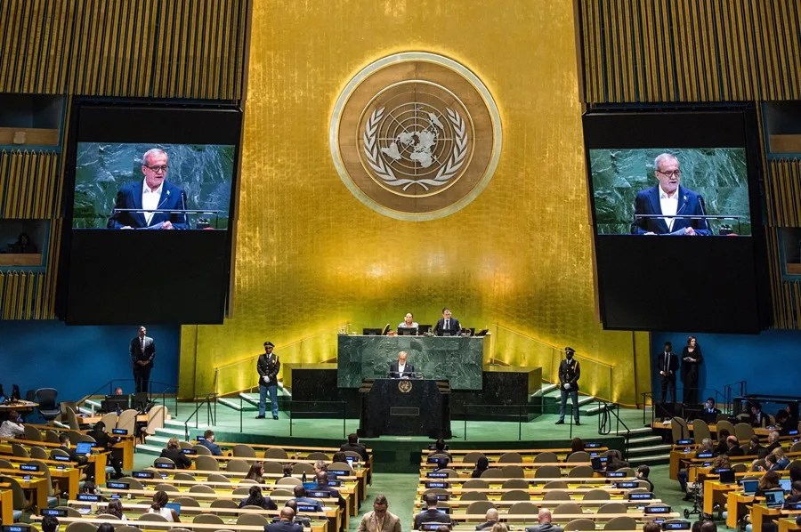 El presidente de Ir&aacute;n asegura ante la ONU que la Rep&uacute;blica Isl&aacute;mica no busca armas at&oacute;micas