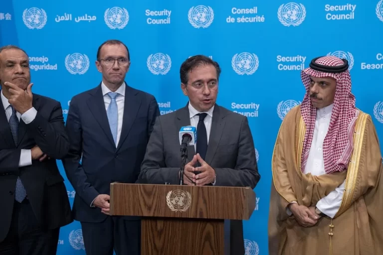 España, Brasil y Jordania apoyan a la UNRWA ante el "asedio" de Israel y se comprometen a su