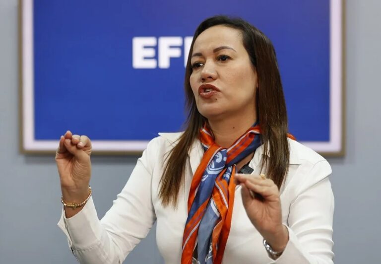 consulta Petro