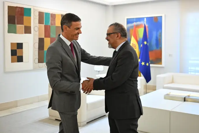 Sánchez reafirma ante la OMS el compromiso de España con la gobernanza sanitaria global