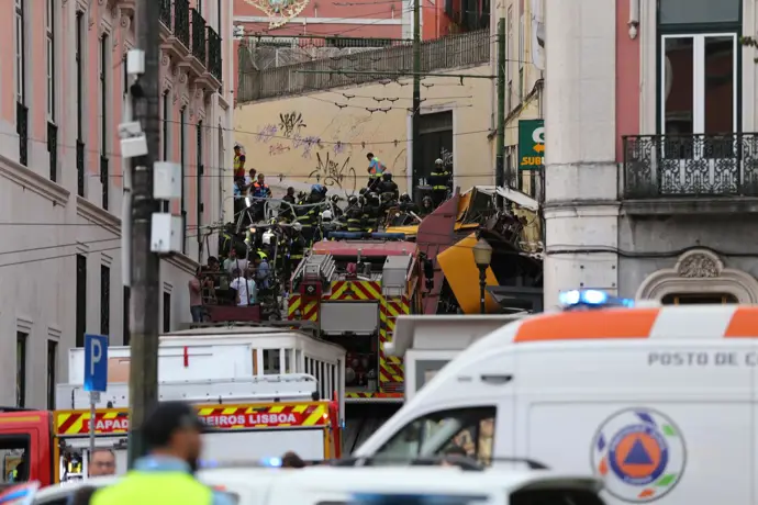 Dos españoles heridos en el accidente del funicular de Lisboa han recibido el alta médica