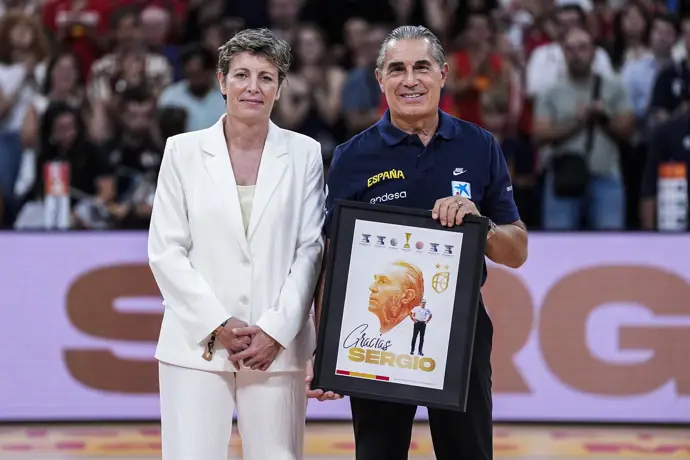 La despedida de Scariolo, el entrenador más exitoso del baloncesto español y su legado imborrable