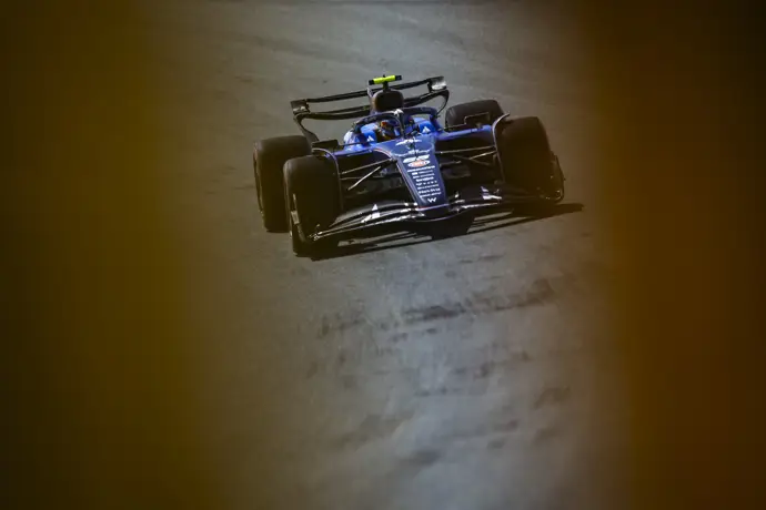 Sainz finaliza en el tercer puesto en unos libres en Monza liderados por Norris