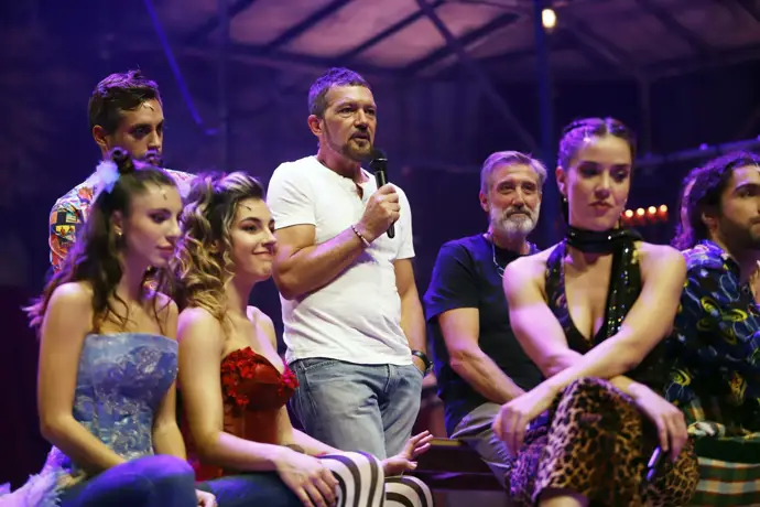Antonio Banderas presenta 'Godspell', un musical que promueve la paz y el entendimiento en el