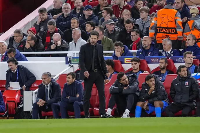 Simeone: "Deberíamos luchar contra los insultos hacia los entrenadores