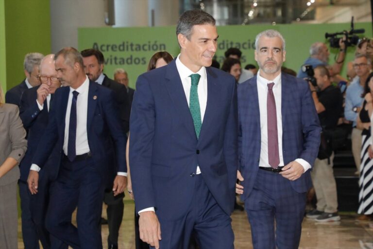 Sánchez revela una inversión de 13.000 millones de Aena en aeropuertos españoles de 2027 a 2031