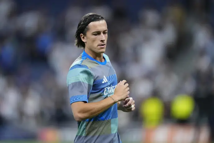 Álvaro Carreras: esfuerzo, confianza y firmeza para dominar el lateral izquierdo
