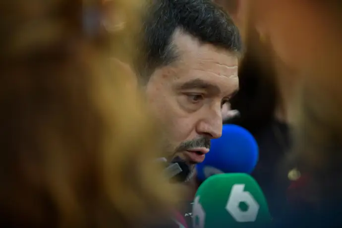 El gobierno limitará la publicidad de alimentos poco saludables dirigida a niños