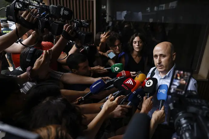 Polo defiende que el sistema hidrológico continuó informando el 29O, rechazando el 'apagón