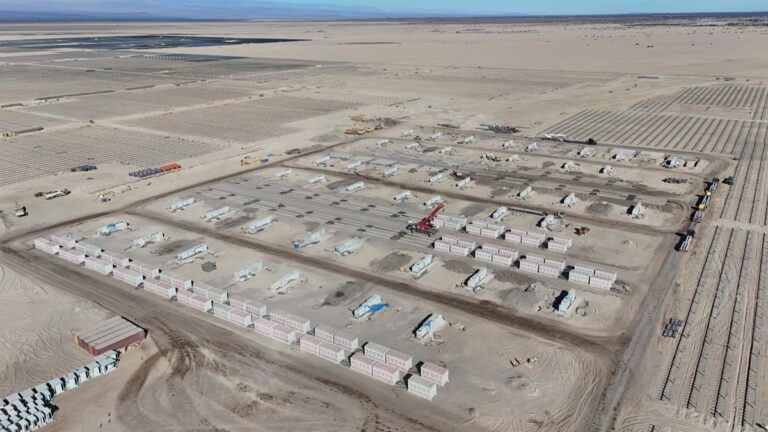 Grenergy alcanza un beneficio de 35 millones en el primer semestre y duplica sus ingresos a 438