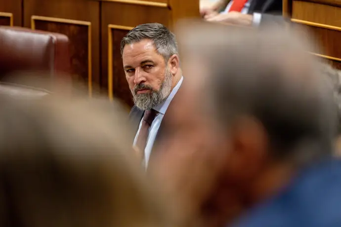 Abascal critica a Sánchez por "involucrar a la Armada" en "un conflicto internacional" al escoltar