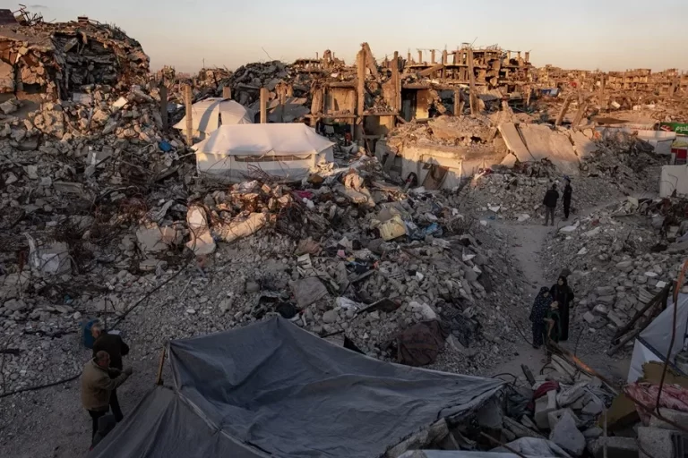 La ONU estima que la reconstrucción de Gaza costará al menos 70.000 millones y tomará décadas.