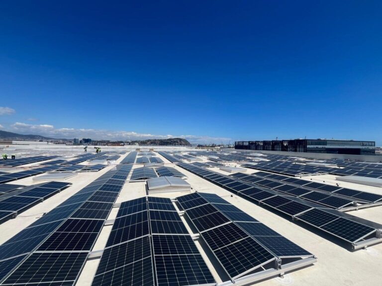 UPV desarrolla un sistema para prever la demanda de energías renovables en puertos