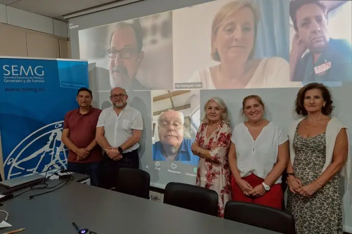 El Foro de Atención Primaria se opone a permitir que médicos y pediatras trabajen hasta los 72