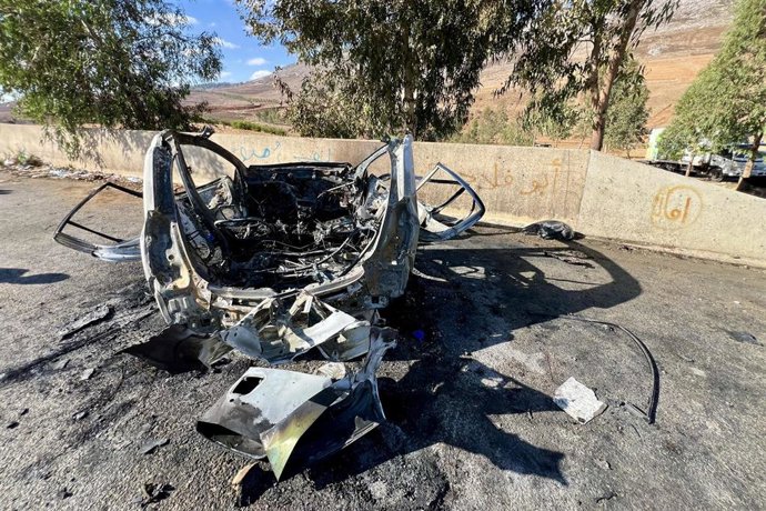 Ataque israelí contra un vehículo en Nabatié, en el sur de Líbano