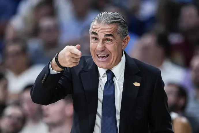 “Es esencial que todos colaboren en defensa para lograr un equipo unido”