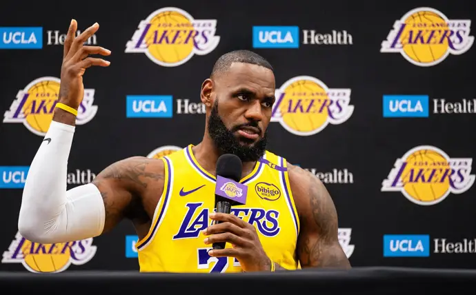 LeBron James anunciará este martes "la decisión más importante de su carrera