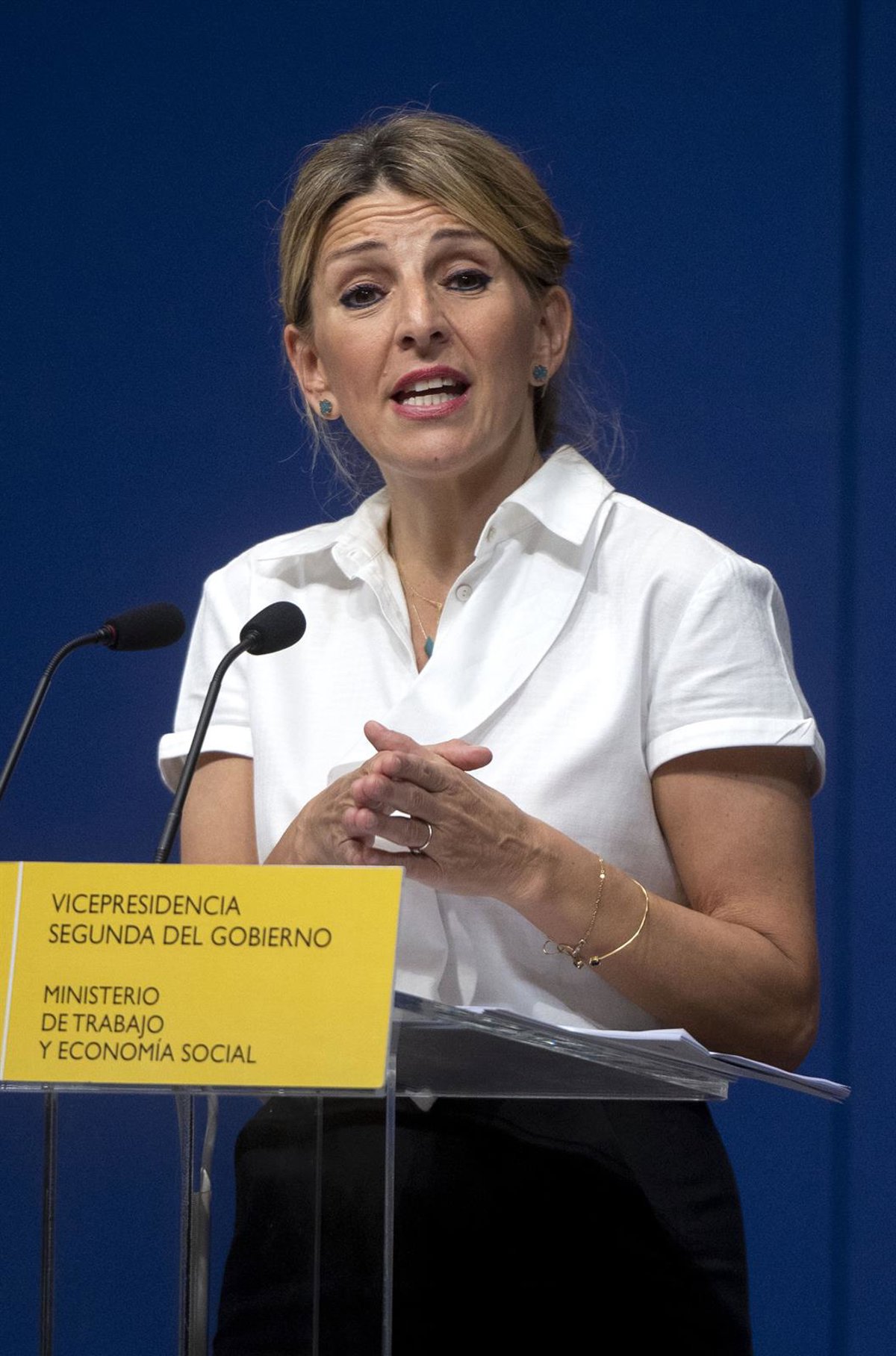 Díaz señala su desacuerdo con la propuesta de aumentar las cuotas de Seguridad Social para