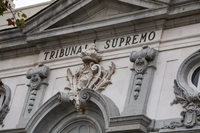 El Supremo considera "violencia económica" el impago de pensiones e impide contarlas para el paro