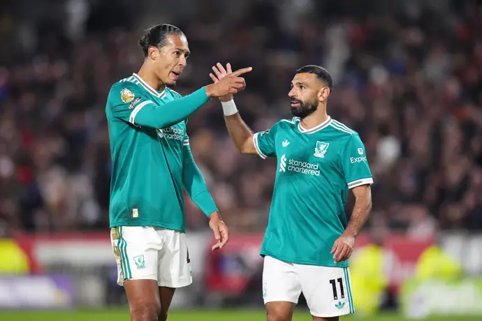 El Liverpool sufre otra derrota y el United comienza a ganar confianza en sí mismo