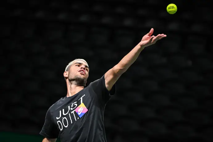 Alcaraz persigue su noveno título del año en un torneo que se le ha resistido históricamente