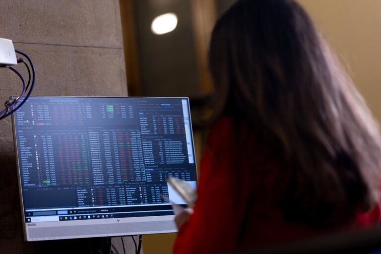Inditex, BBVA y Santander distribuyen más de 6.174 millones en dividendos: fechas y forma de