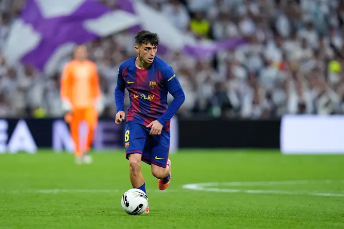 Pedri sufre una lesión y detiene su racha con el Barça y con Flick en la selección