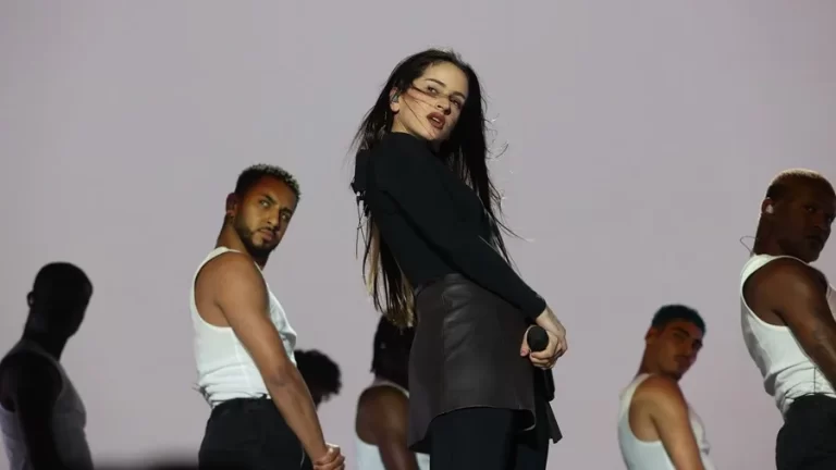 Rosalía desata pasiones en el legendario Berghain con su voz lírica y cautivadora encanto