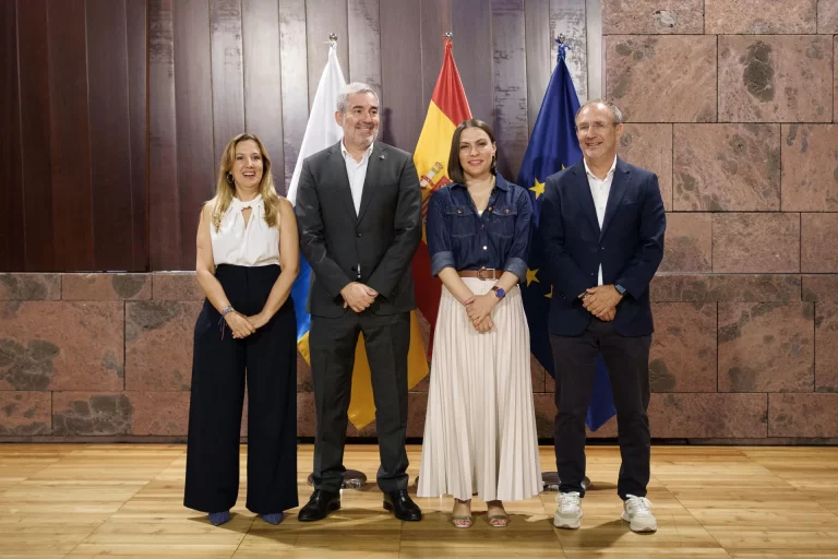 Canarias busca albergar el Centro Nacional de Vulcanología en La Palma y Tenerife