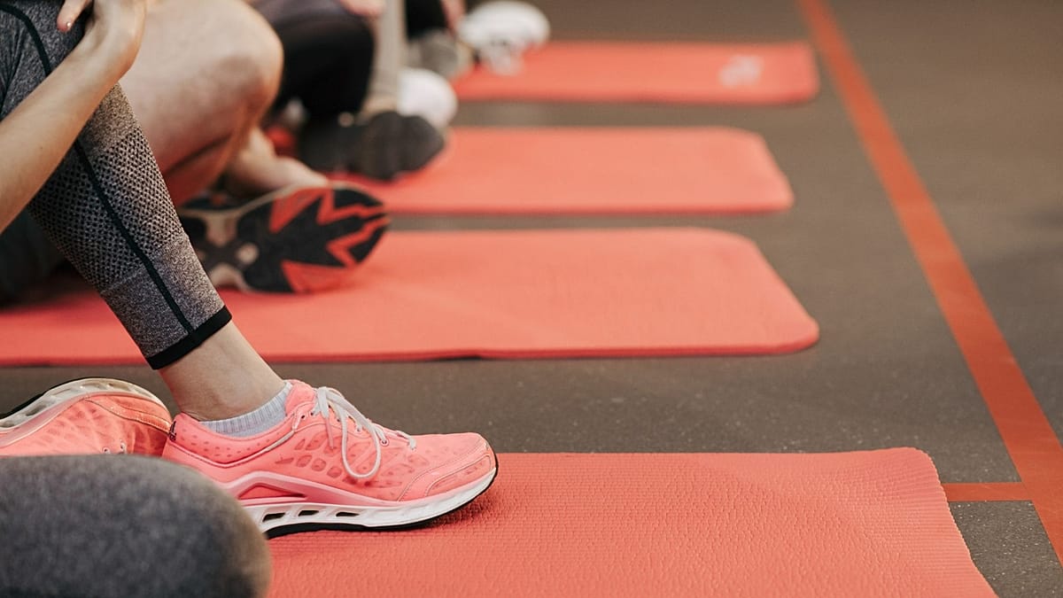 Dieta equilibrada y ejercicio moderado disminuyen la grasa visceral, según investigación