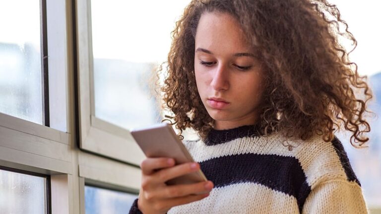 la generación z y su rechazo a los chatbots: explorando el desinterés por la inteligencia