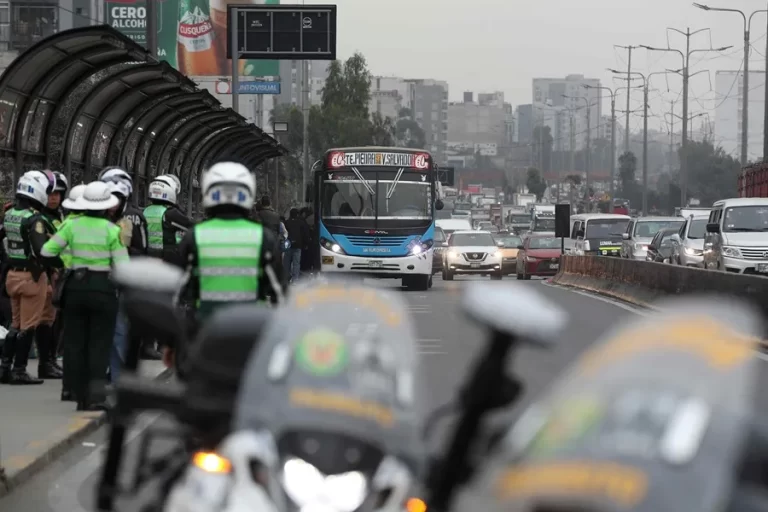 Gobierno peruano promulgó ley contra extorsiones un día antes de paro de transporte